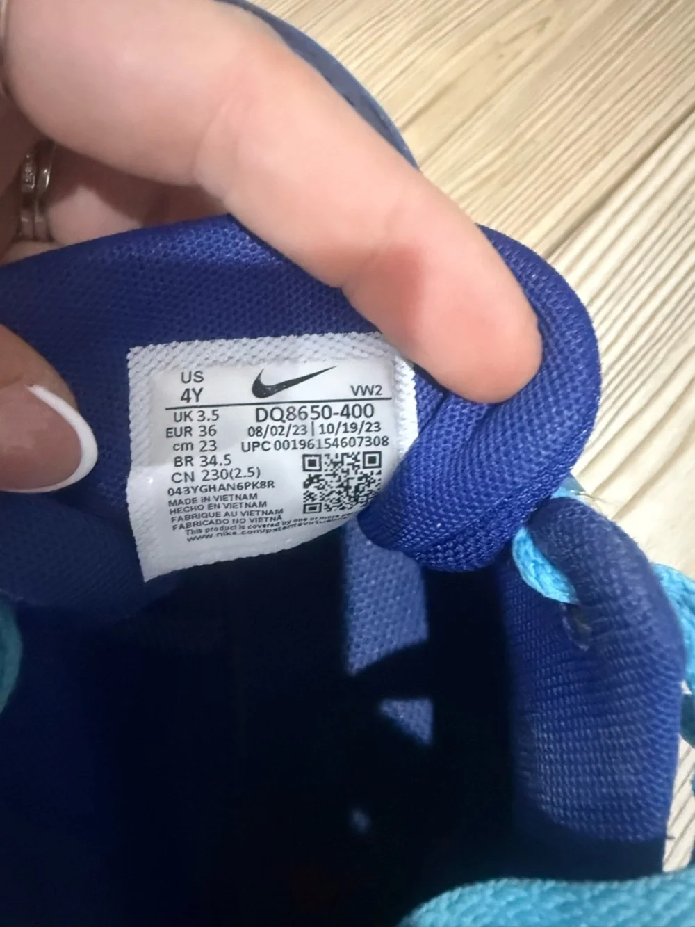 Nike‎ Kids Blue Multicolor Basketball Sneakers Limited Edition
